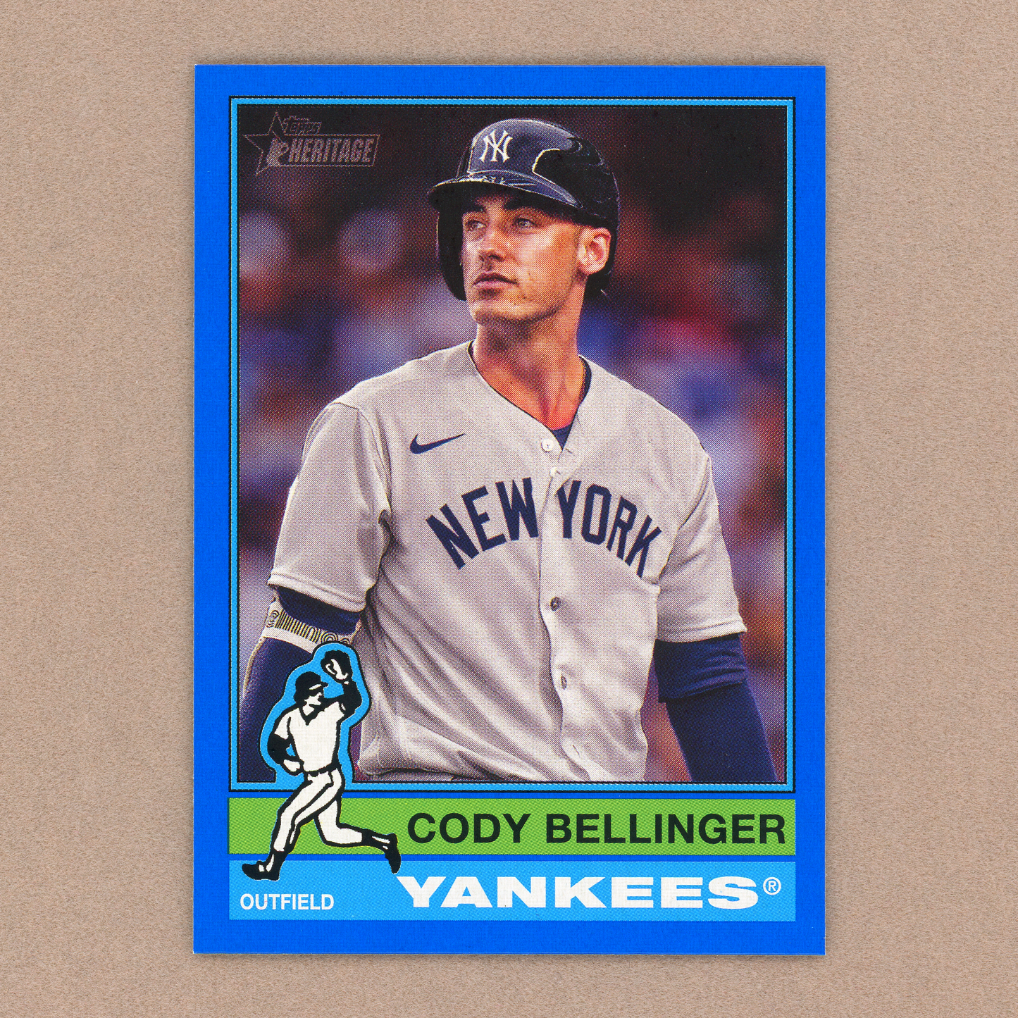 2025 Topps Heritage Cody Bellinger (Dark Blue)
