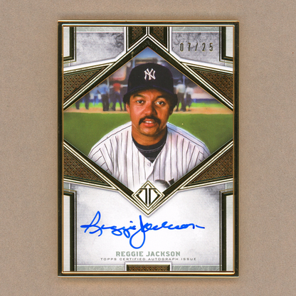 2019 Topps Transcendent Reggie Jackson Autograph